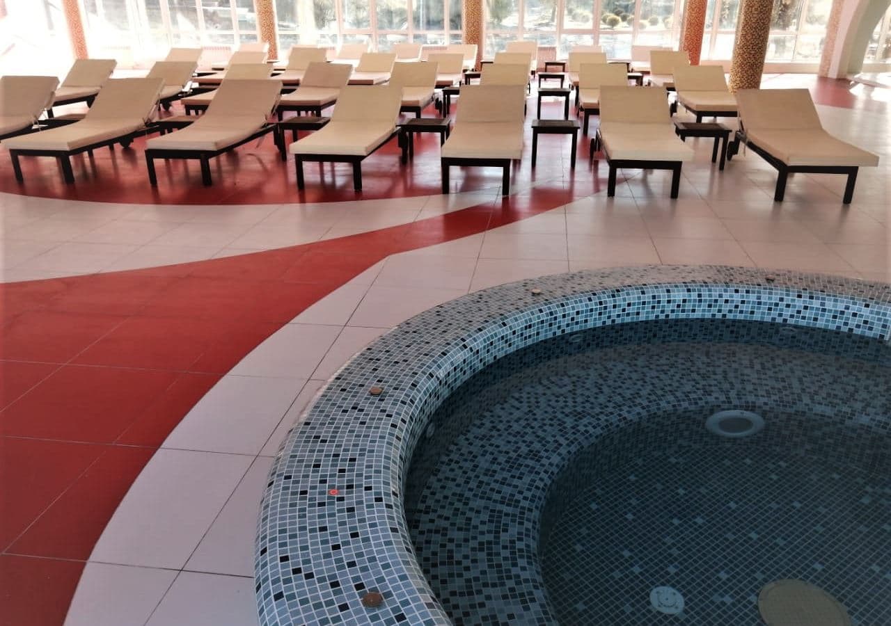 pools-indoor-pool