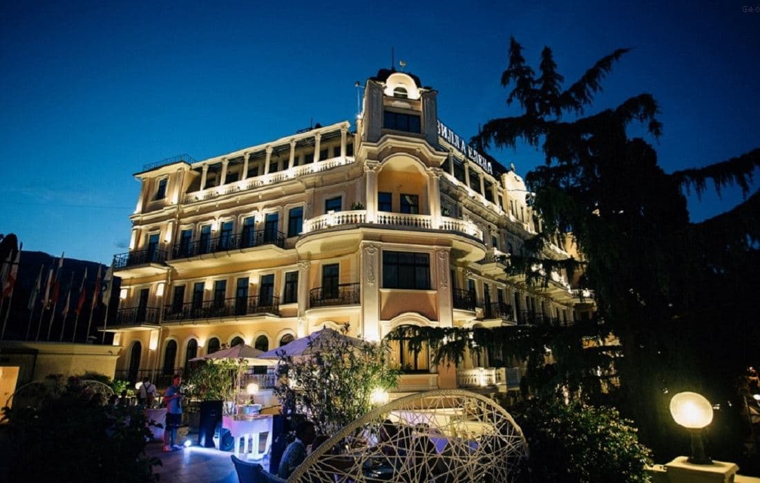 general-main-building