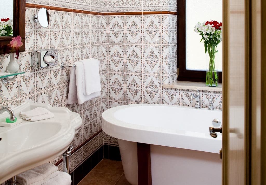 rooms-room-standart-tupea
