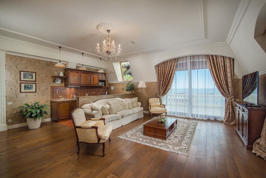 rooms-apartment-penthouse