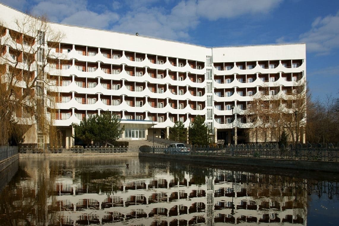 general-main-building