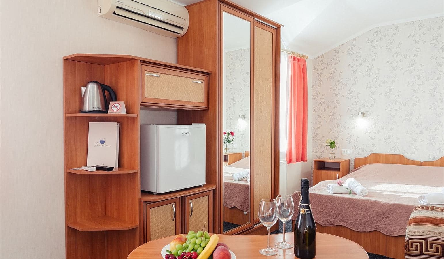 rooms-room-superior