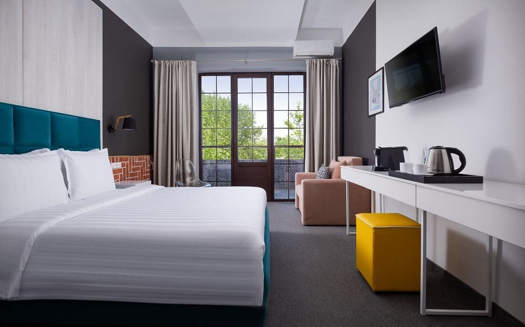 rooms-супериор-с-боковым-видом-на-море