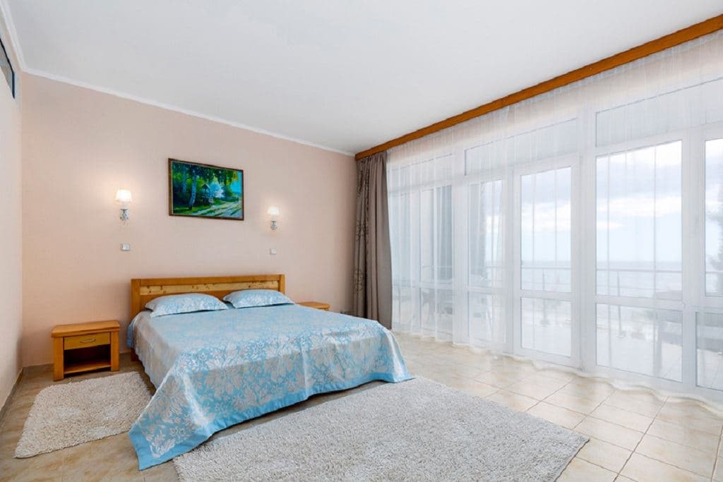rooms-luxe-morskoi-2-room
