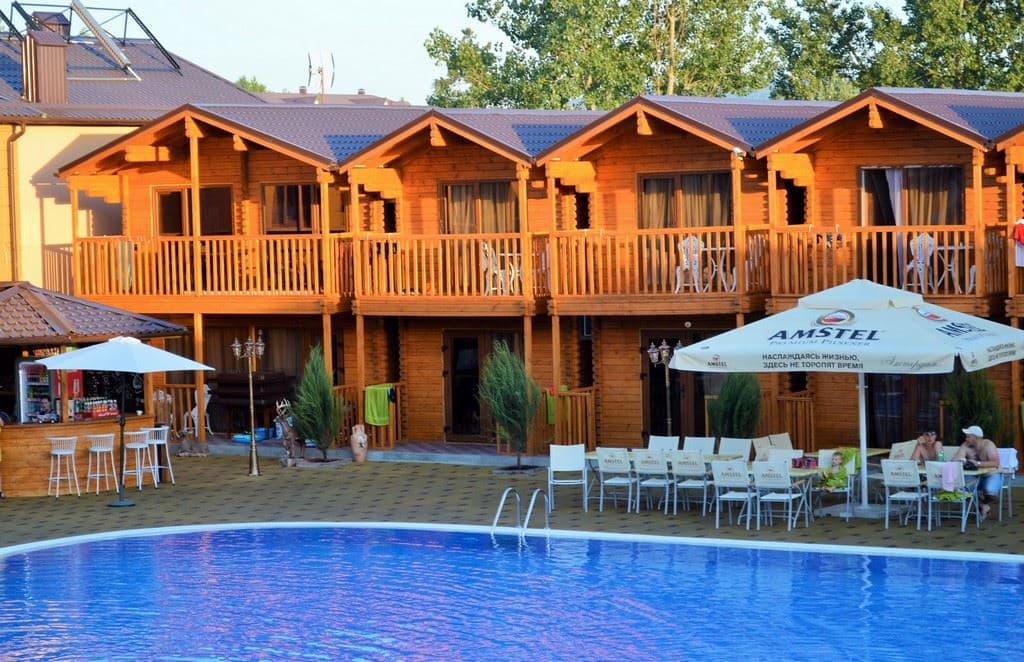 pools-outdoor-pool
