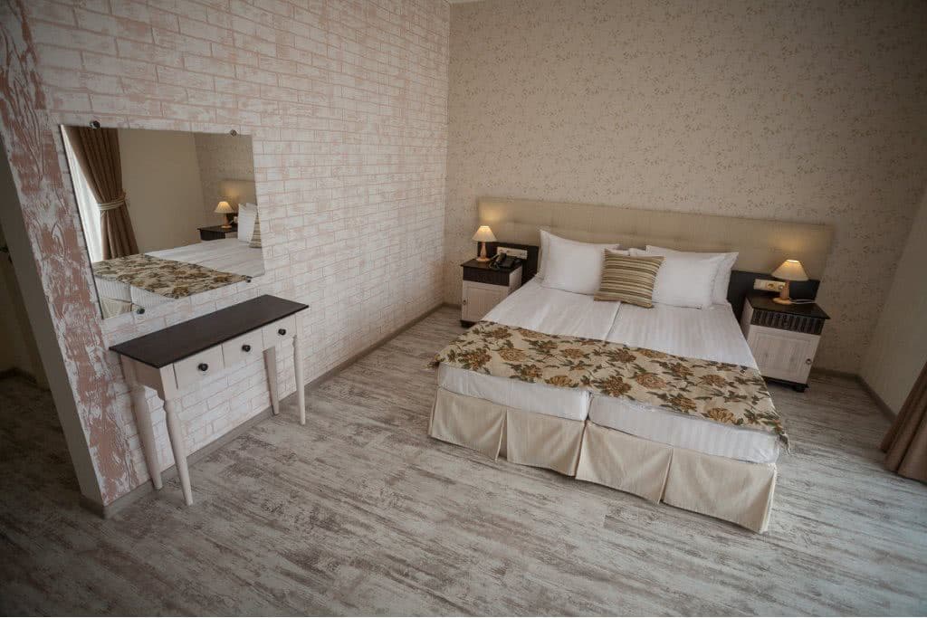 rooms-room-standard