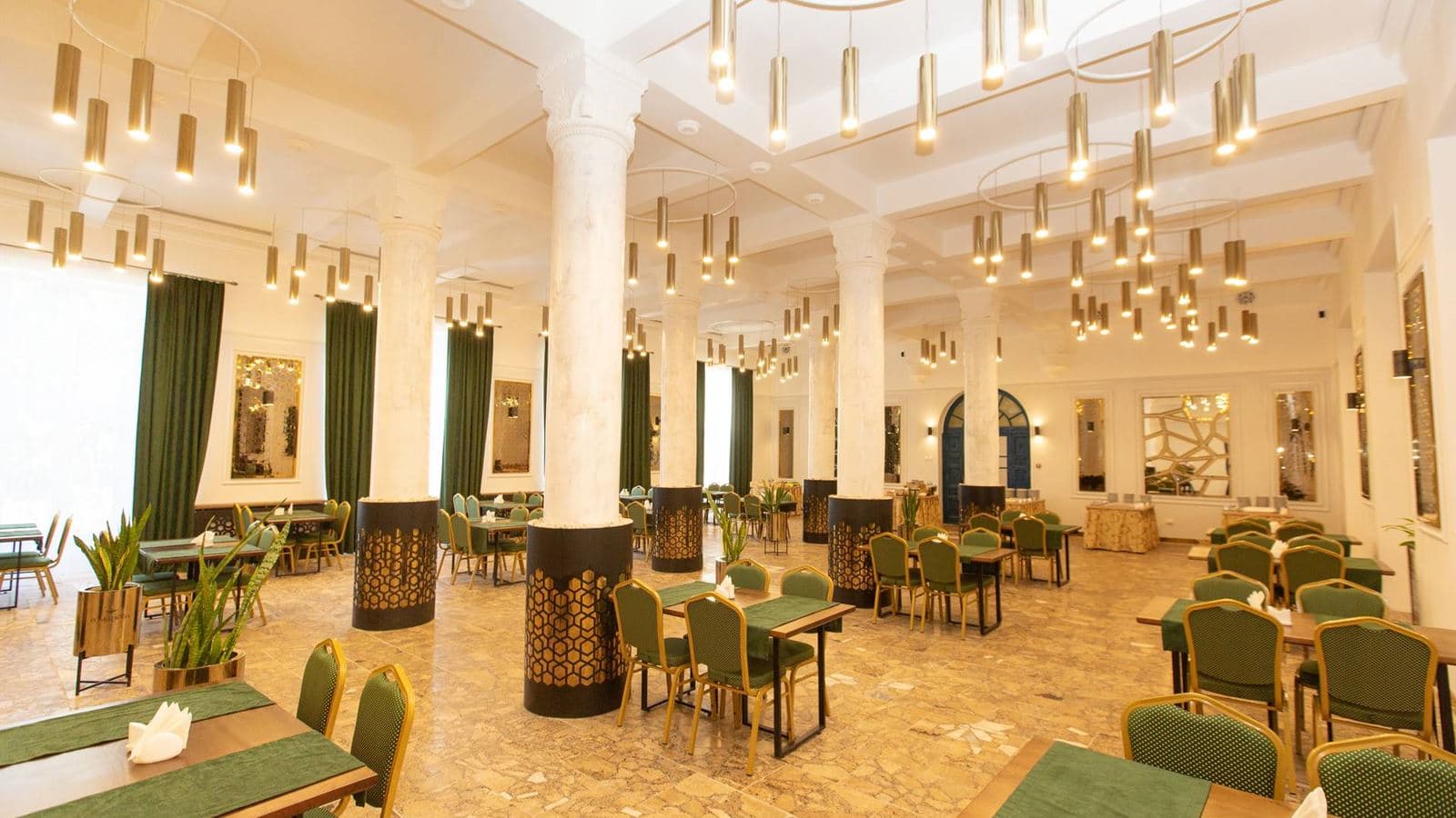 restaurants-restaurant