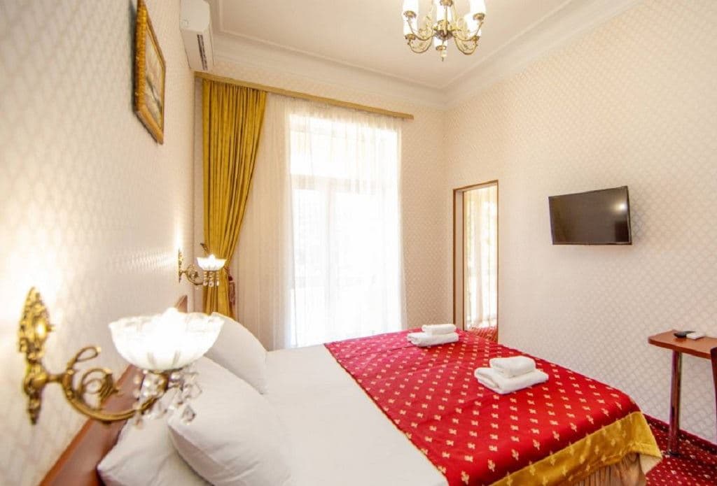 rooms-standard-suite