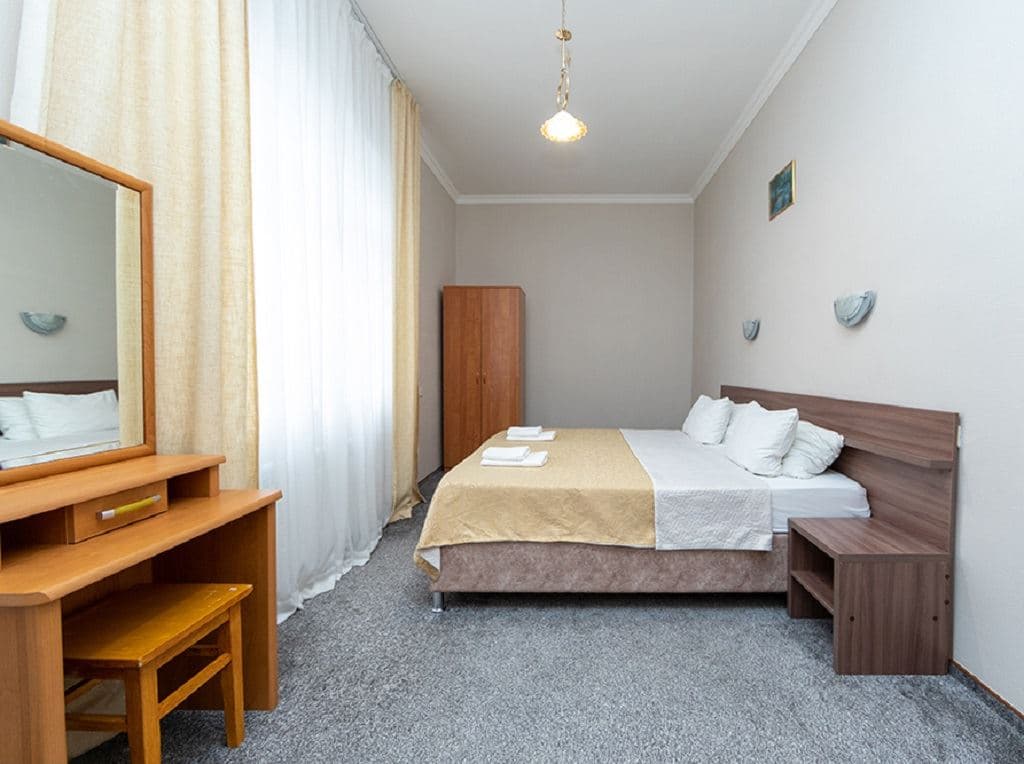 rooms-apartments