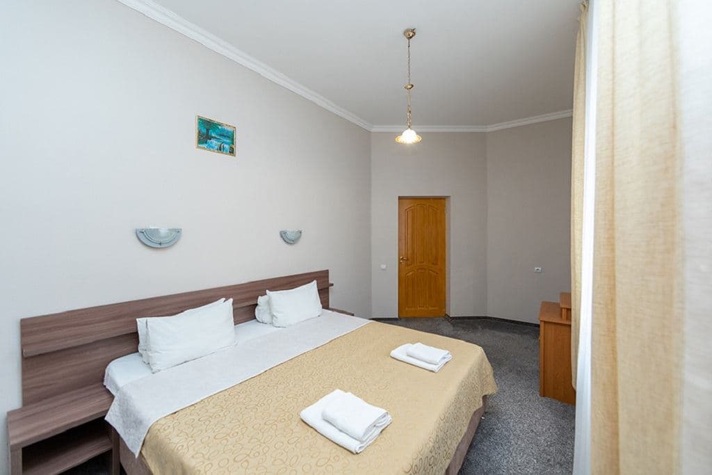 rooms-apartments