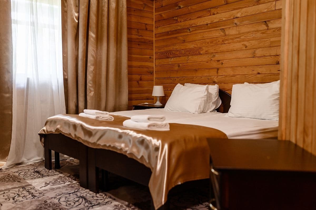 rooms-eco-house
