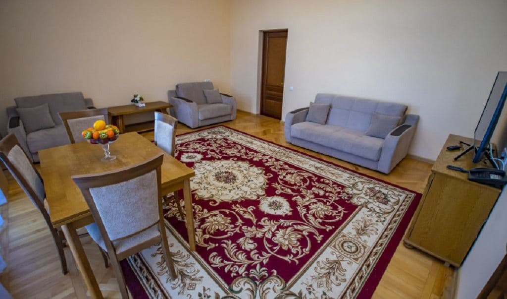 rooms-2-mest-2-komn-luxe