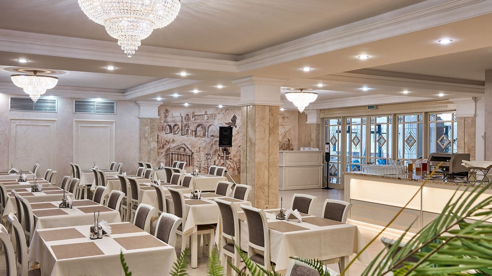 restaurants-
