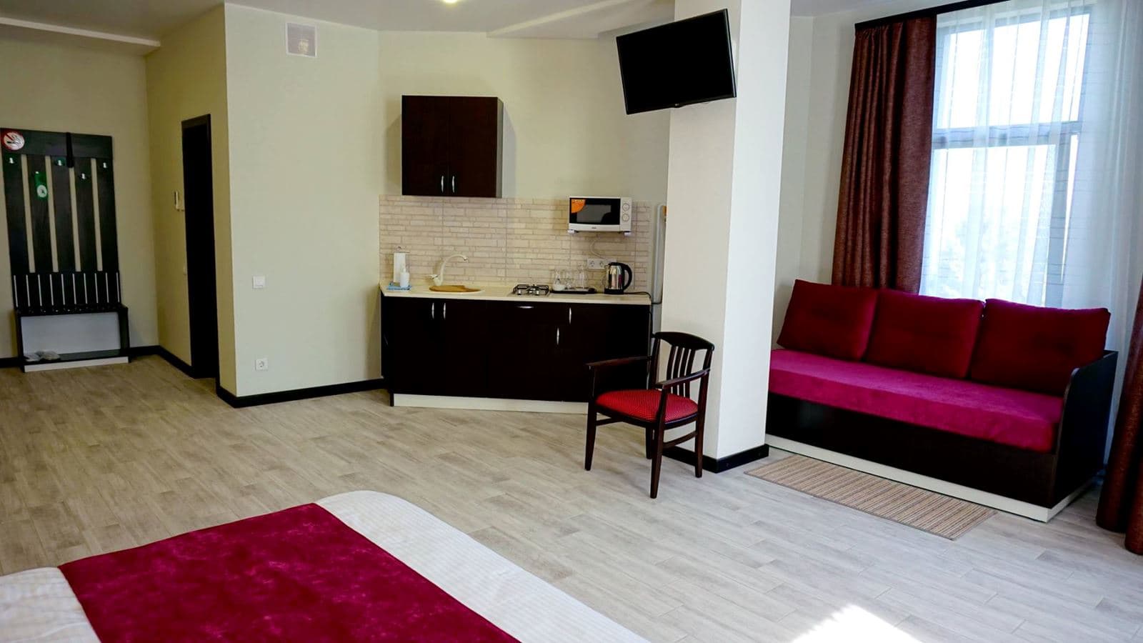 rooms-studio-+