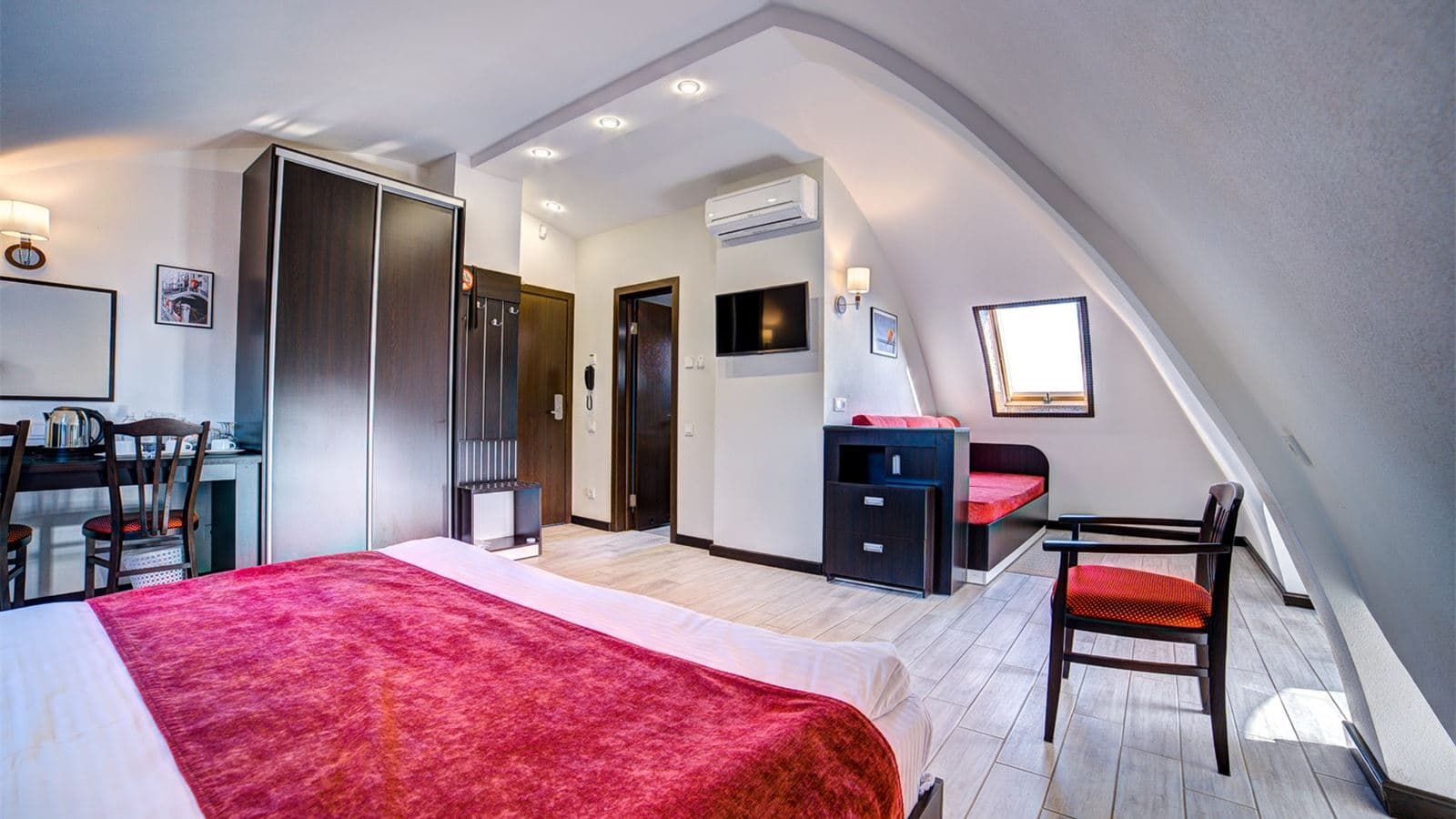 rooms-room-k