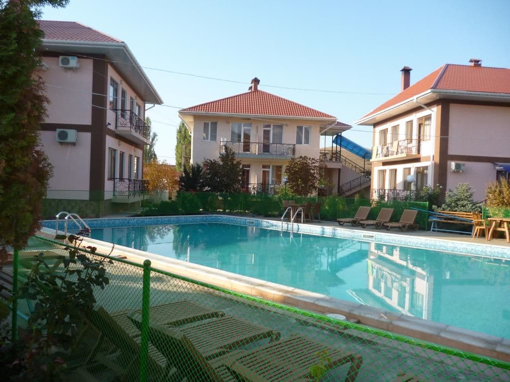 pools-outdoor-pool