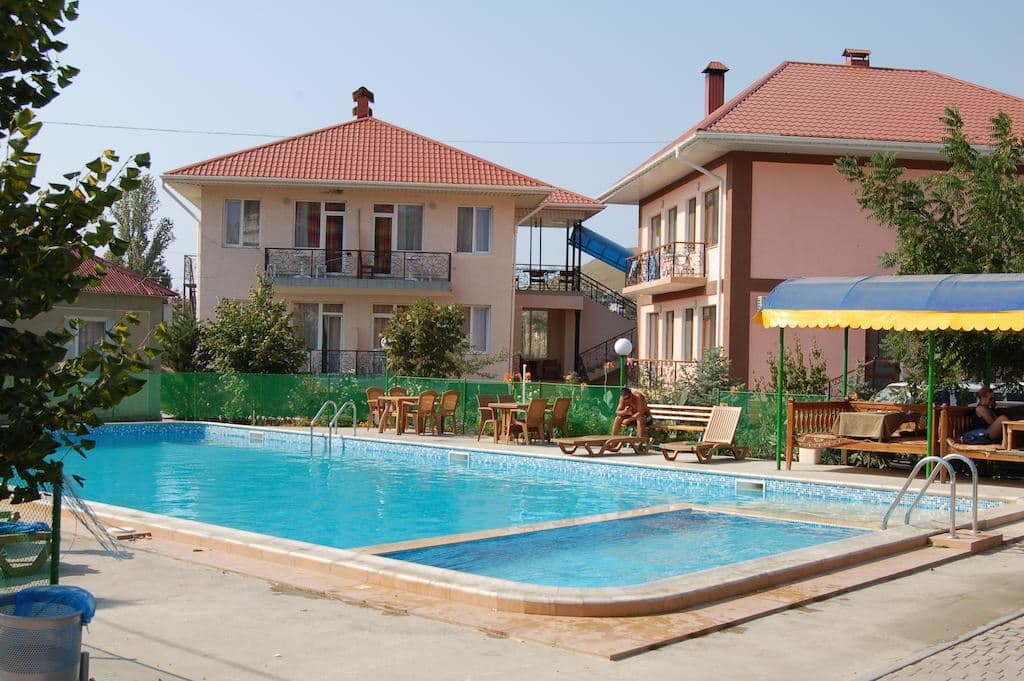 pools-outdoor-pool