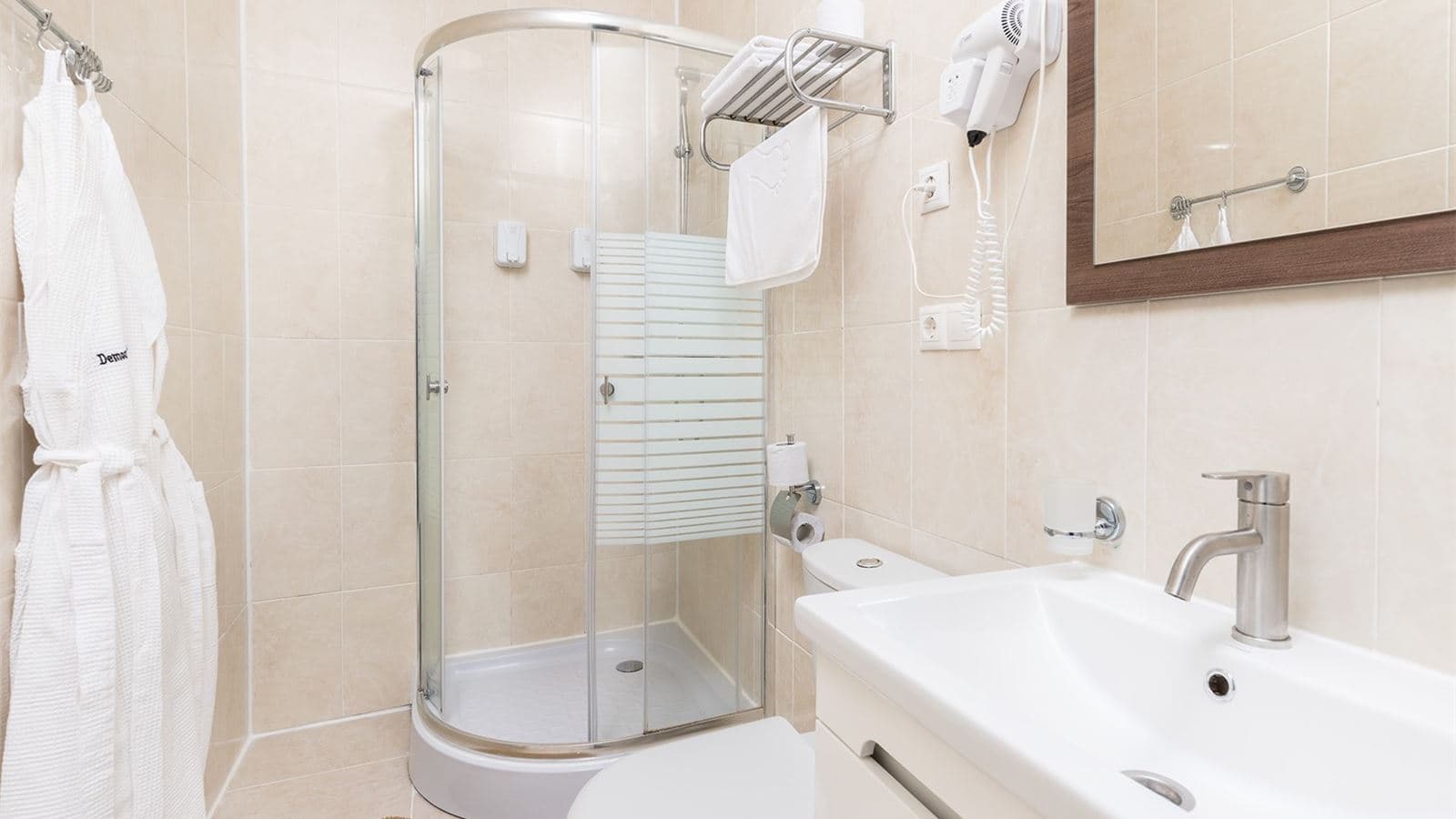 rooms-superior-with-balcon