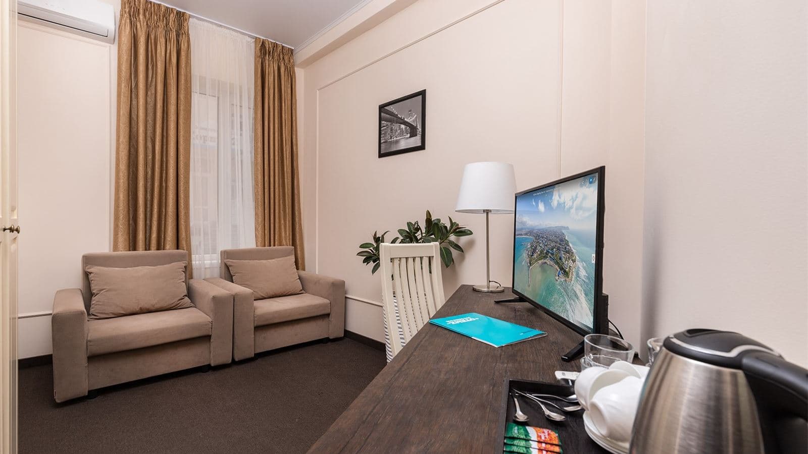 rooms-junior-suite