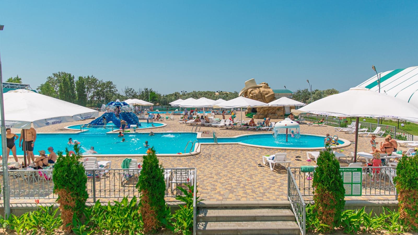 pools-outdoor-pool