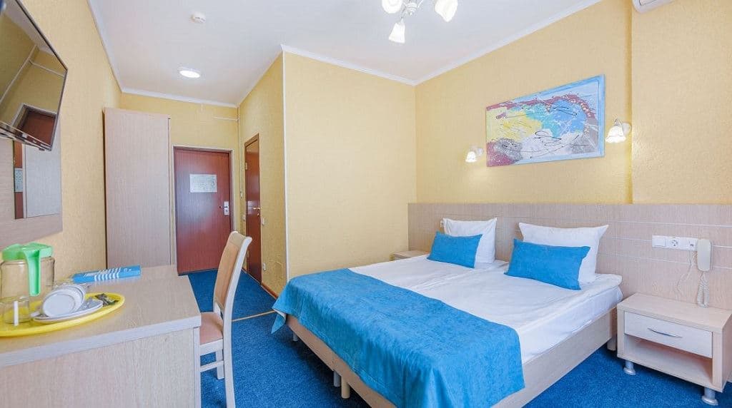 rooms-2-mestniy-standart-bez-balkona