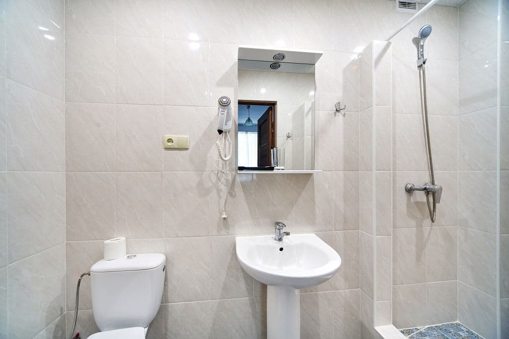 rooms-standard-room