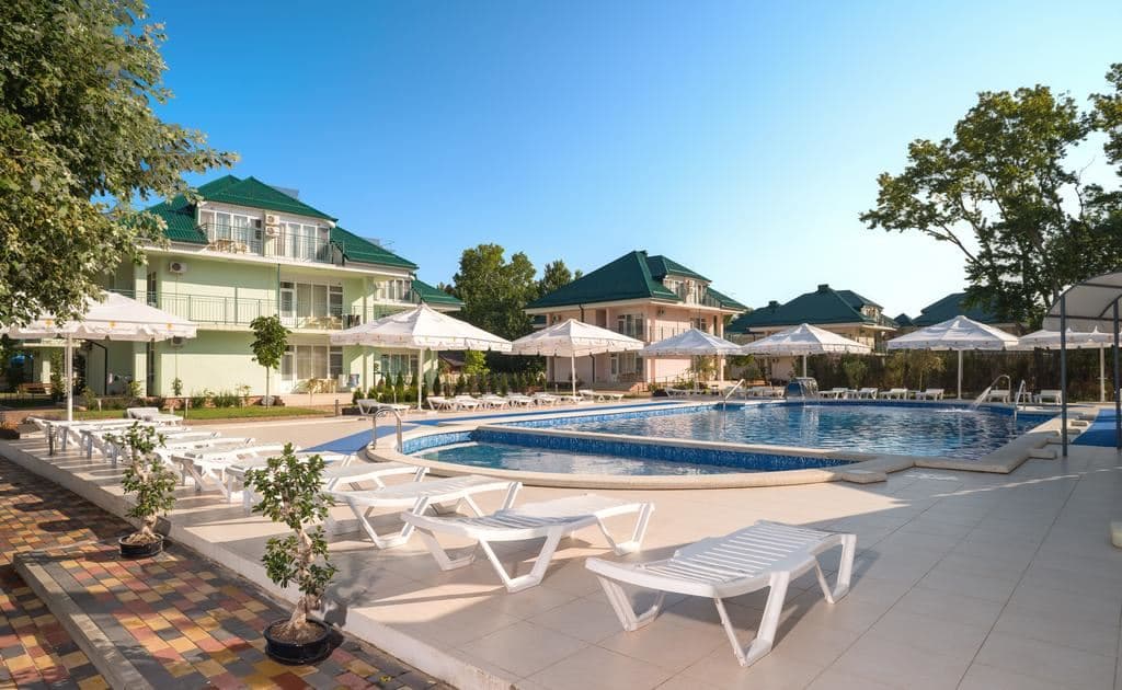 pools-outdoor-pool