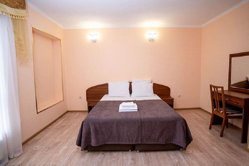 rooms-2-rooms