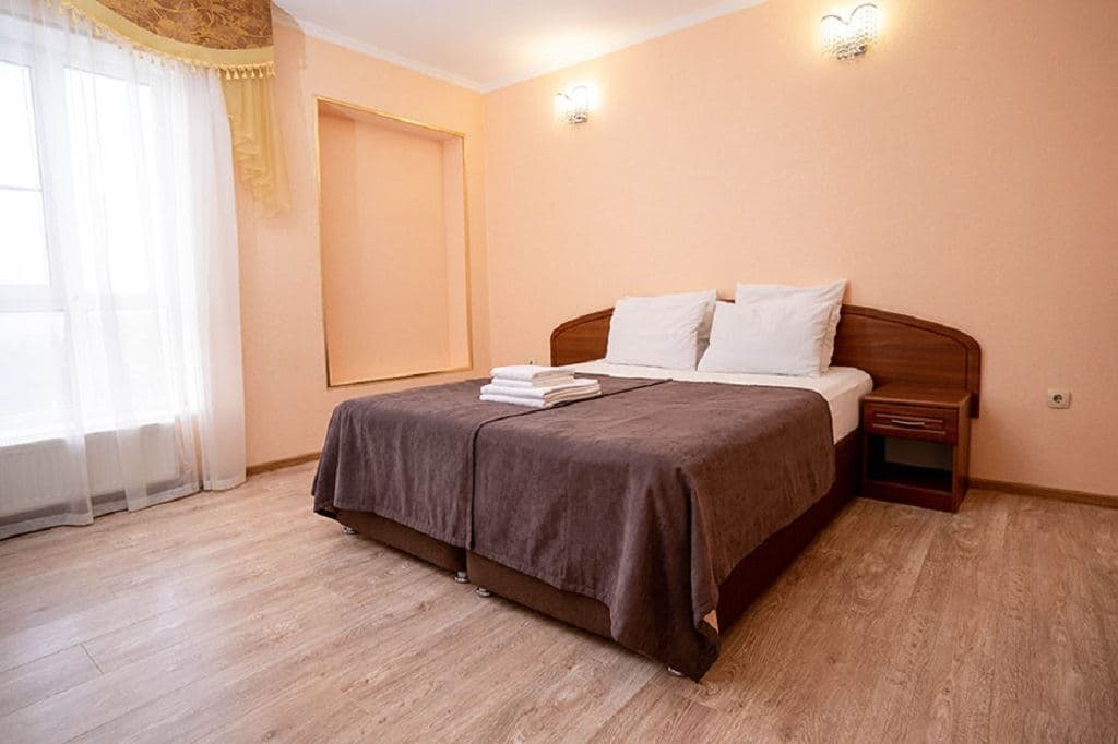 rooms-2-rooms