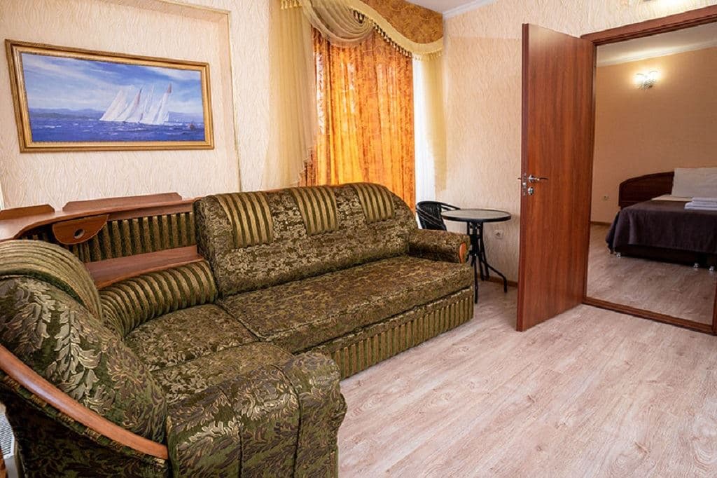 rooms-2-rooms