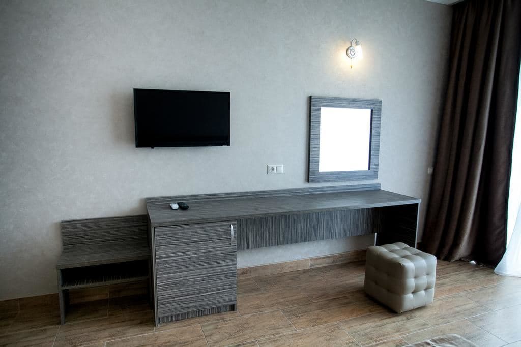 rooms-family-room