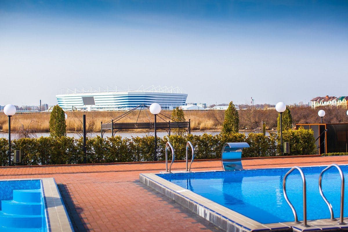 pools-outdoor-pool