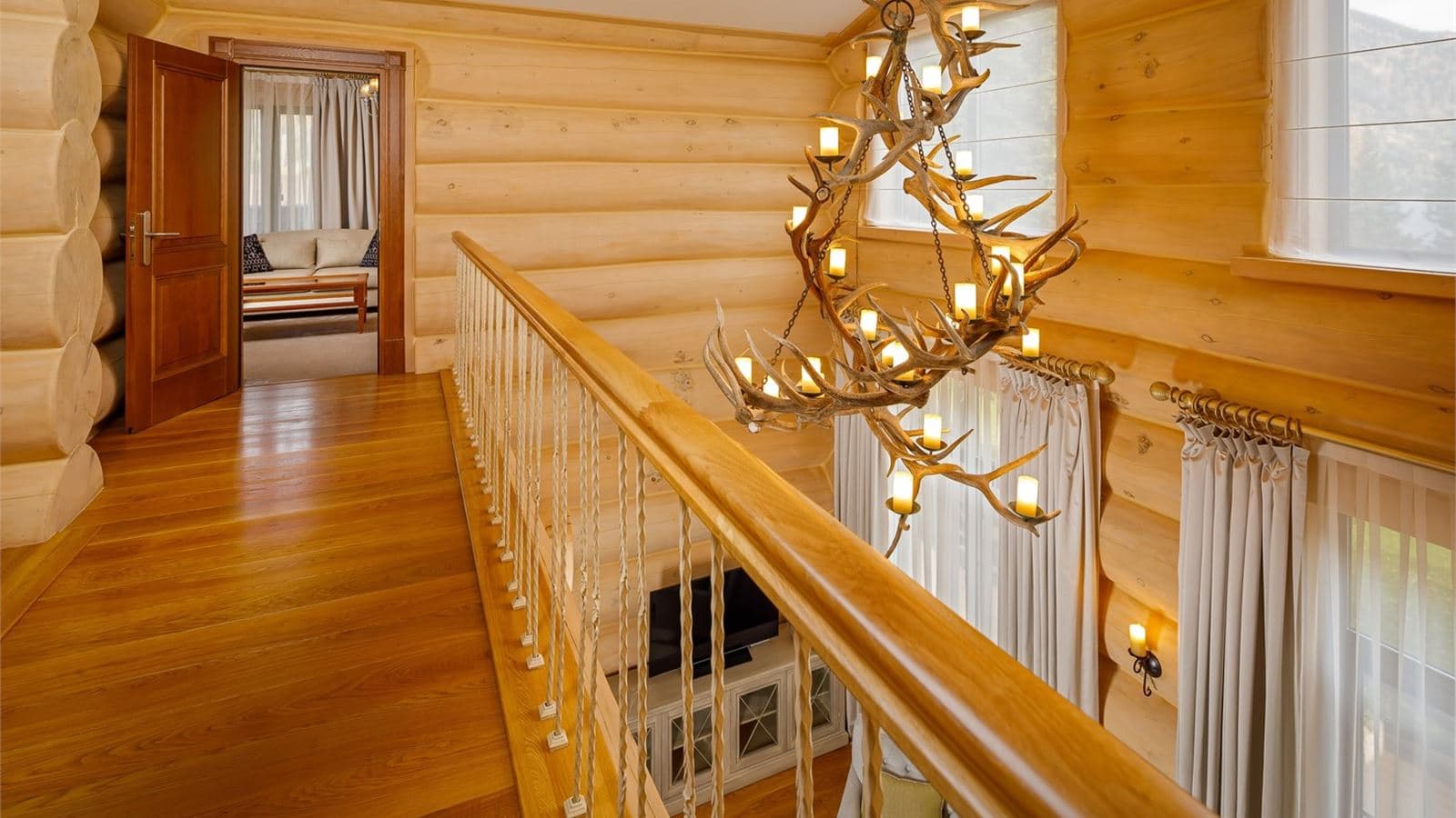 rooms-roval-chalet