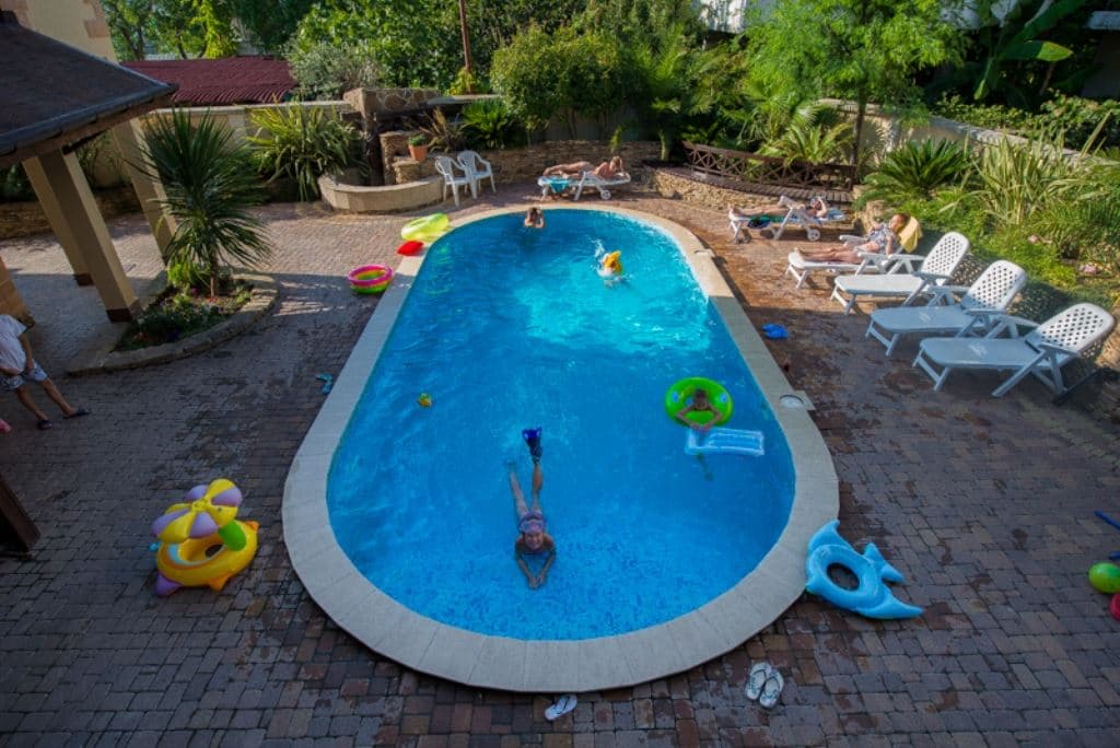 pools-outdoor-pool