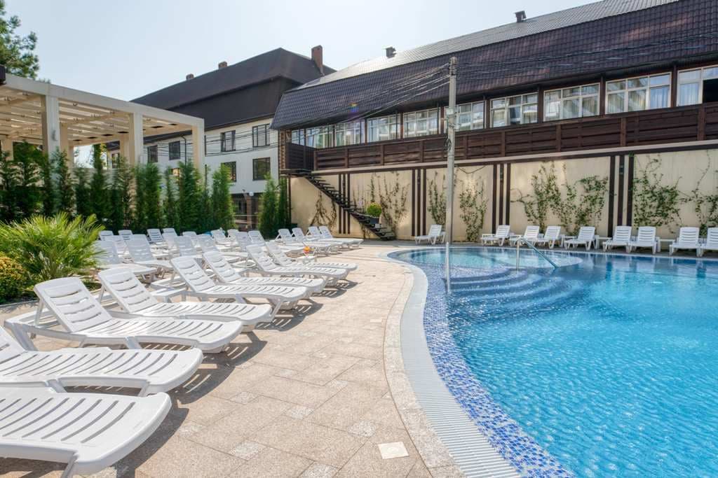 pools-outdoor-pool