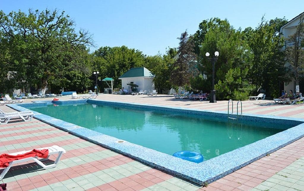 pools-outdoor-pool
