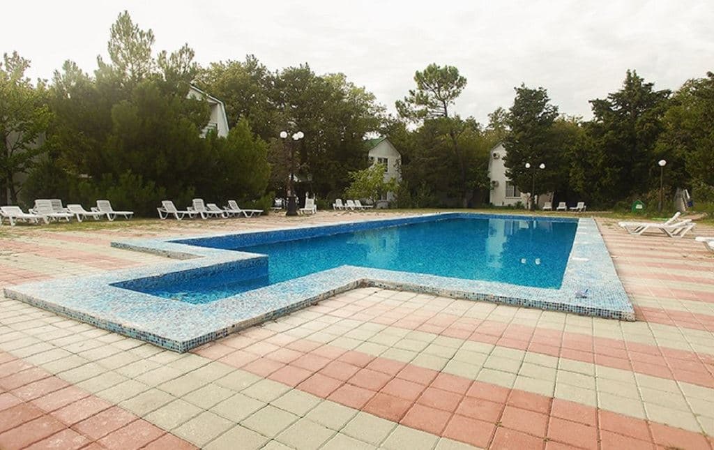 pools-outdoor-pool