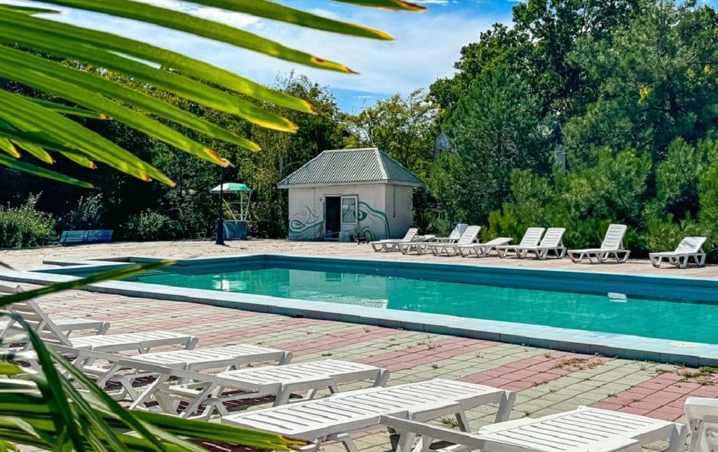 pools-outdoor-pool