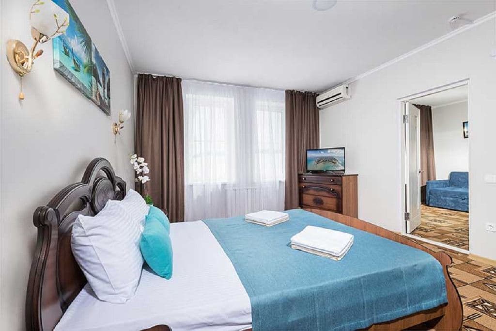 rooms-room-family-balcony