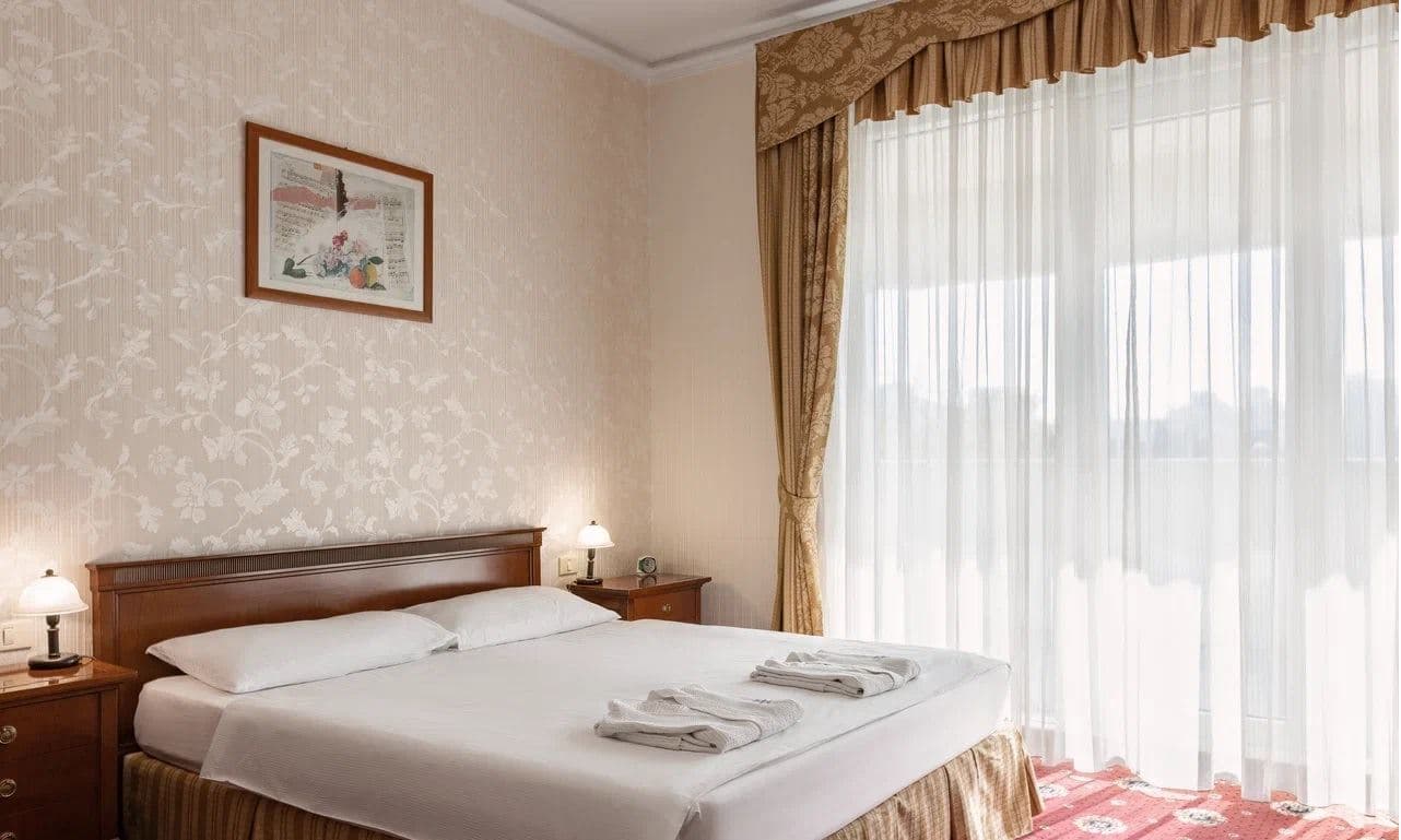 rooms-3room-lux