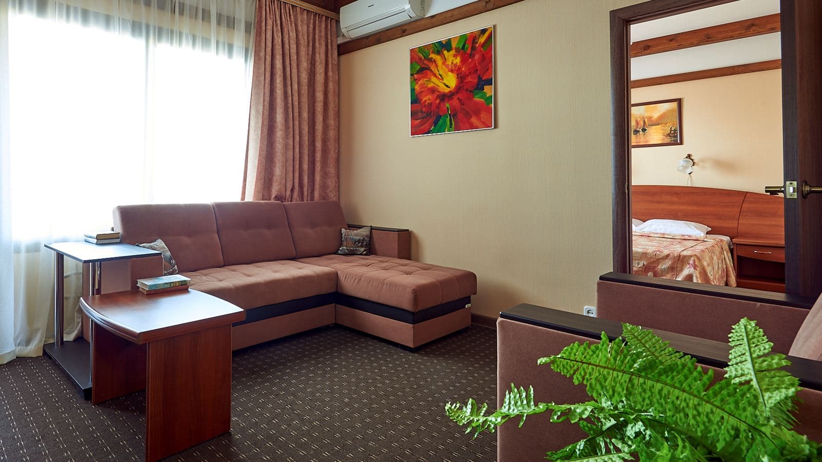 rooms-suite-maxi