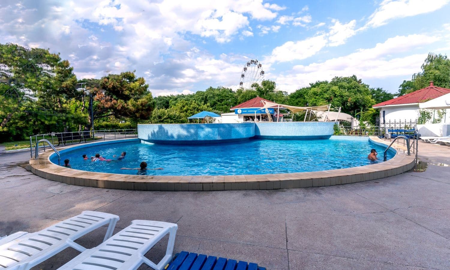 pools-outdoor-pool