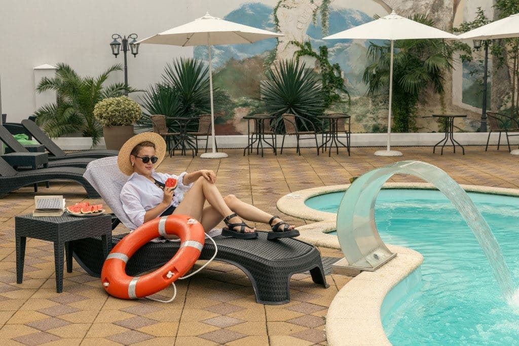 pools-outdoor-pool