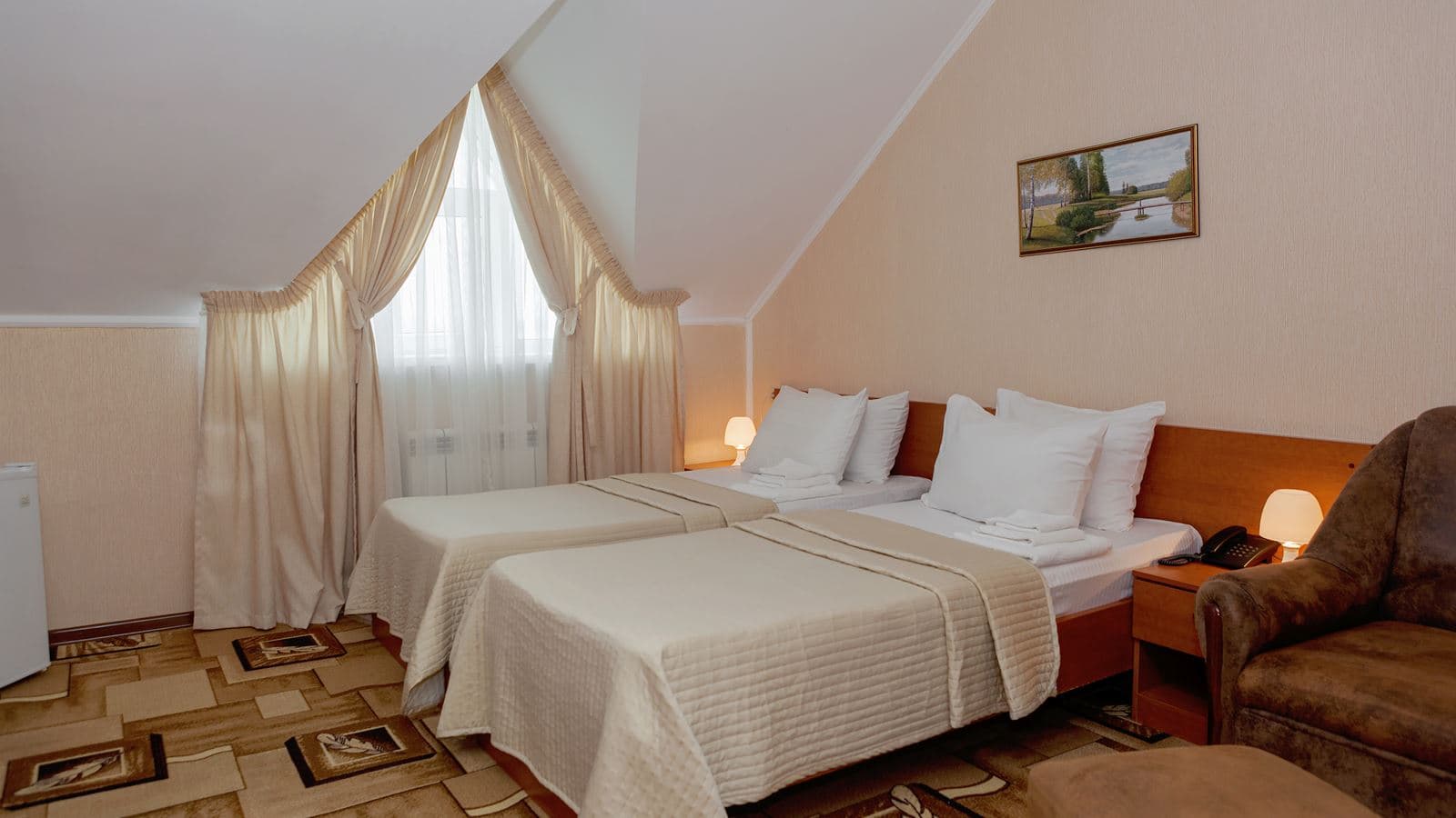 rooms-double-standard-room