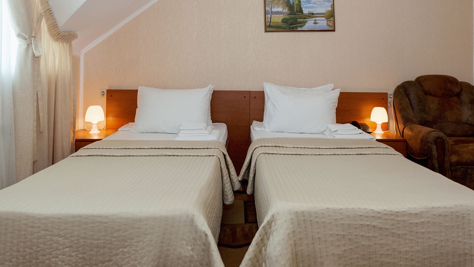 rooms-double-standard-room