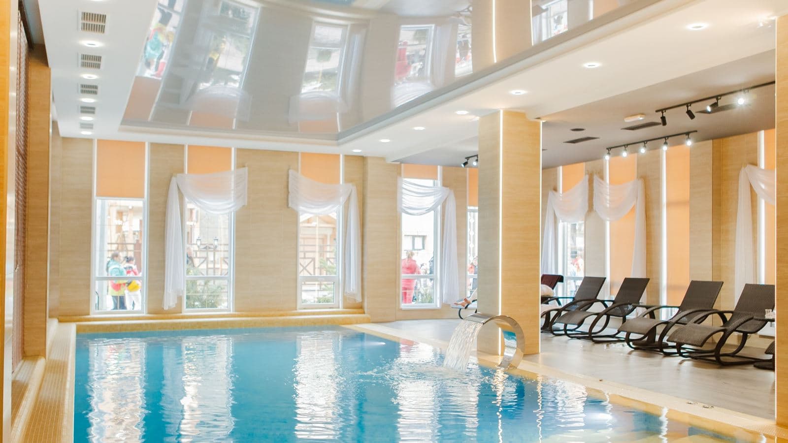 pools-indoor-pool