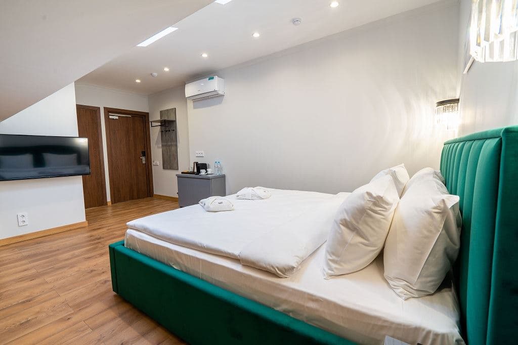 rooms-mansarda