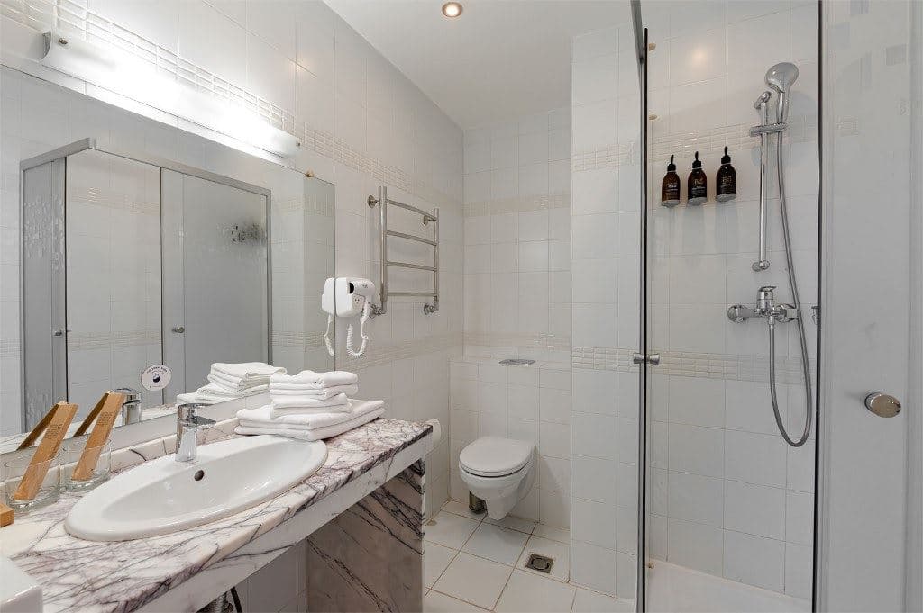 rooms-polu-lux
