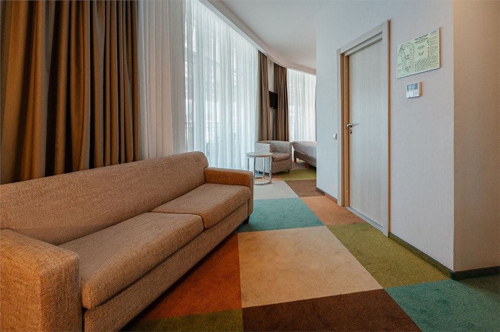 rooms-polu-lux