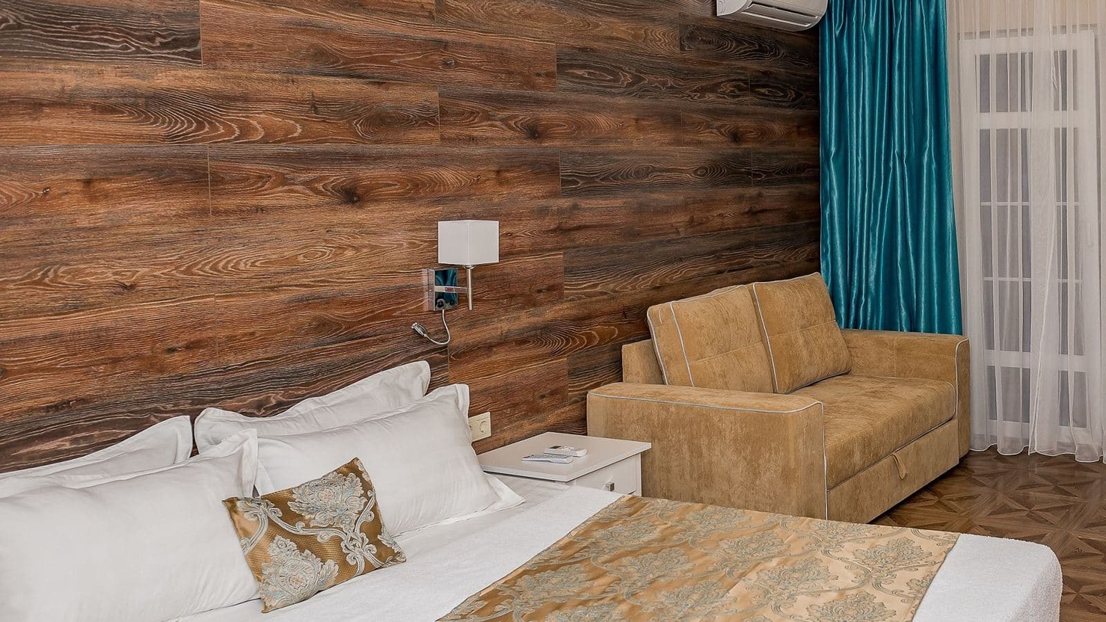 rooms-family-room